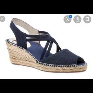 Abeo delano neutral navy metallic nubuck s…
